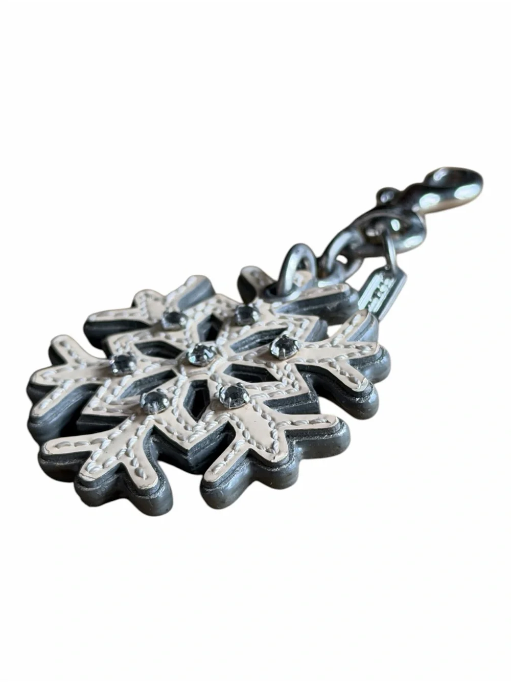 Coach 2009 Snowflake Crystal Leather Bag Charm Keychain Silver White Y2K